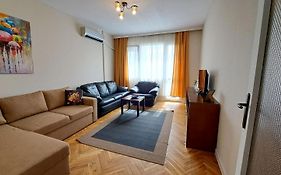 Lidda Apartment In Residential Area